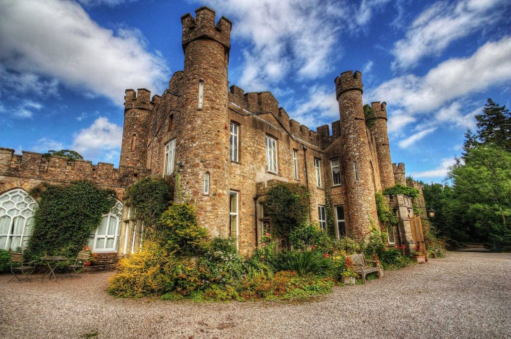 England Castle Vacations - Augill Castle