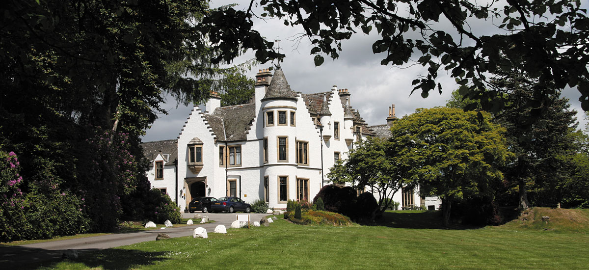 Kincraig CastlE, Cost of a Castle stay in Scotland, 