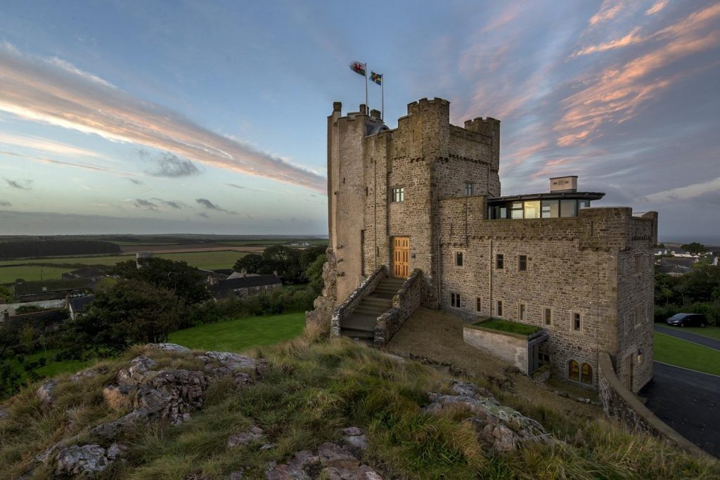 Custom Wales Castle Tours - Roch Castle