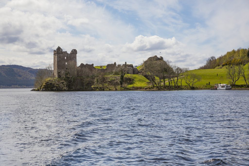 Scotland Chauffeur Driven Tours - Urquhart Castle